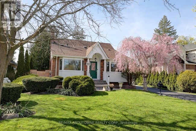 property at 1493 Briarwood Crescent