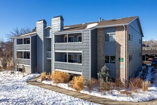 4676 White Rock Cir in Boulder, CO - Building Photo