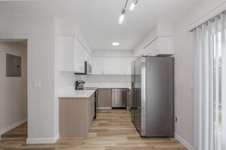 The CitiZen at 3650 Newton in Torrance, CA - Building Photo - Interior Photo