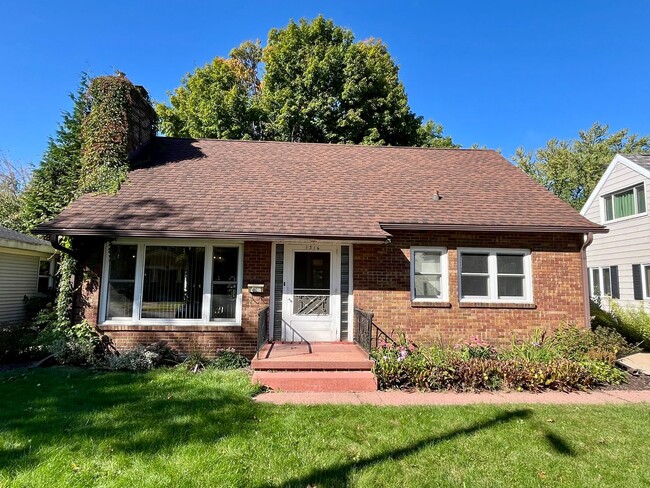 property at 1316 Prospect Ave