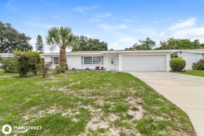 2414 Foster Ln in Sarasota, FL - Building Photo