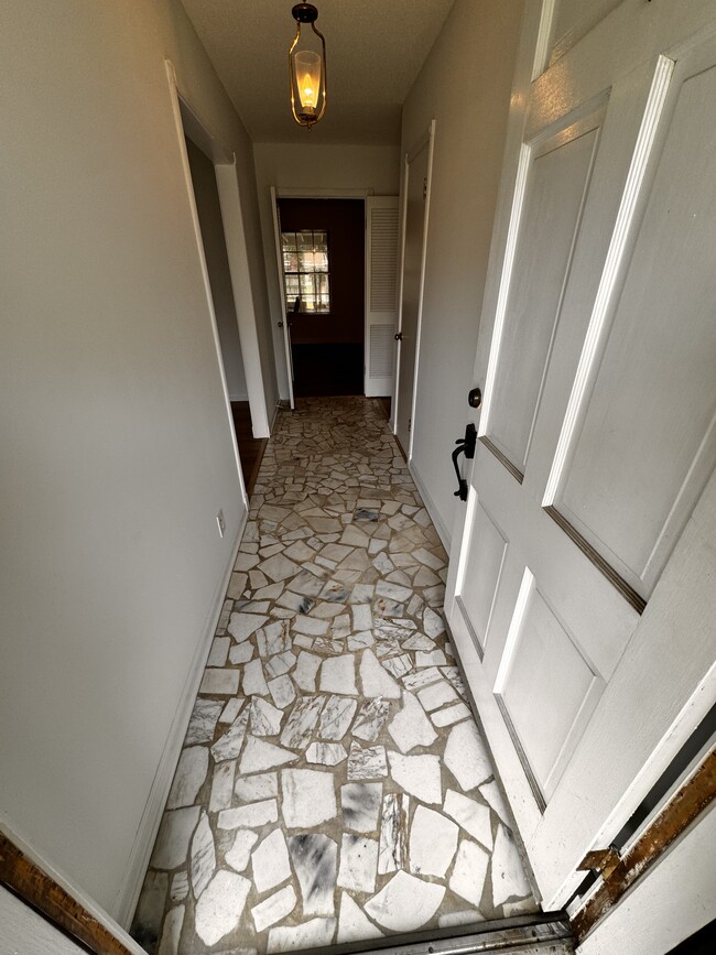 property at 5427 Shirlington Ave