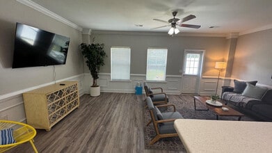 123 Growden Ln in Ladson, SC - Building Photo - Building Photo