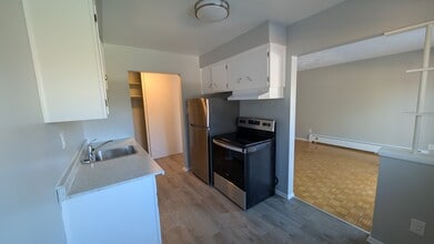 434 Hazel St in Waterloo, ON - Building Photo - Building Photo