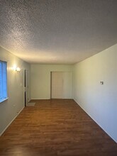 2165 Oakdale Ave in Oregon, OH - Building Photo - Building Photo