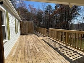 232 Frying Pan Hollow Rd in Ferrum, VA - Building Photo - Building Photo