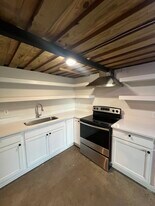 4216 Poinsetta Dr, Unit B in Fort Worth, TX - Building Photo