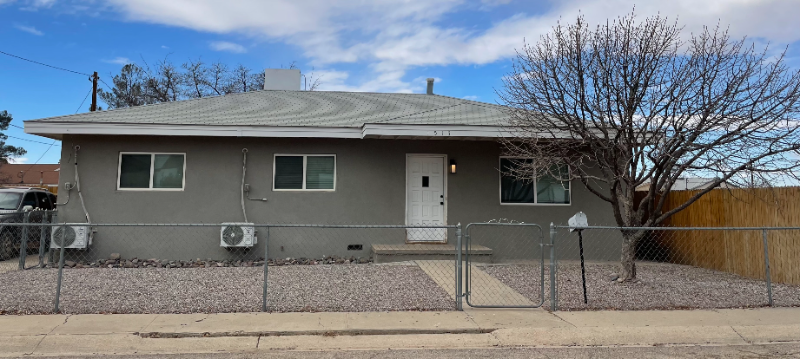 1515 Iowa Ave in Alamogordo, NM - Building Photo