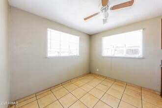 2753 W Lawrence Ln in Phoenix, AZ - Building Photo - Building Photo