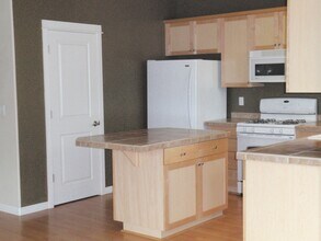 20182 Graham Rd in Bend, OR - Building Photo - Building Photo