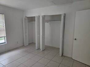 2800 E 113th Ave in Tampa, FL - Building Photo - Building Photo