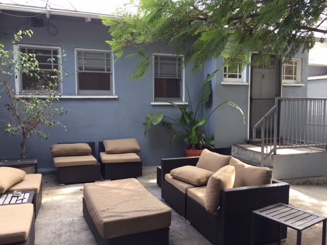 1833 18th St in Santa Monica, CA - Building Photo