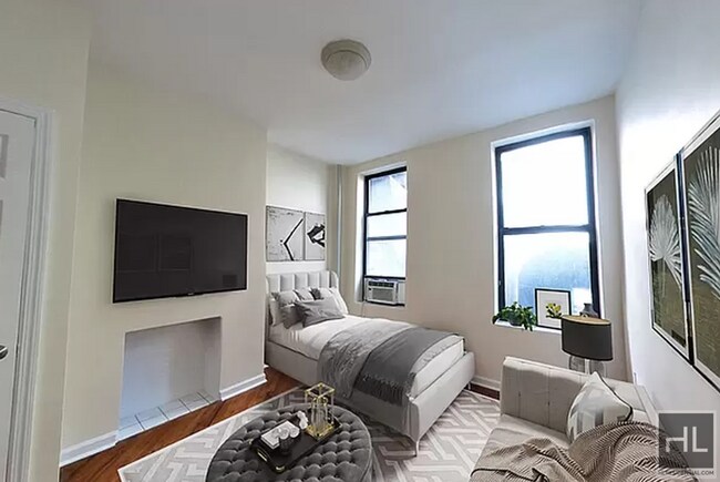 201 E 73rd St in New York, NY - Building Photo - Building Photo