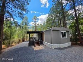 2800 S White Mountain Rd in Show Low, AZ - Building Photo