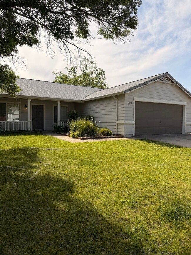 property at 1387 Grouse Dr