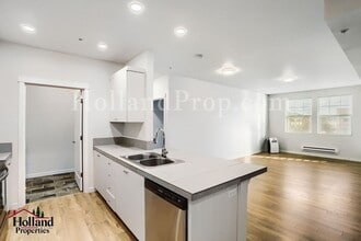 11715 SW Valencia Ln in Wilsonville, OR - Building Photo - Building Photo