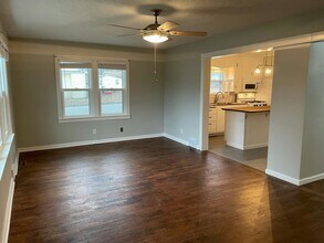441 W Catalpa St in Springfield, MO - Building Photo - Building Photo
