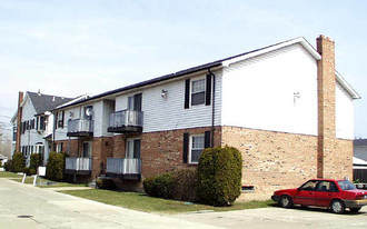 18750 E 14 Mile Rd Apartments