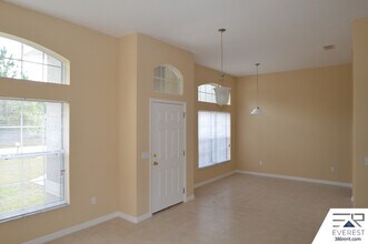 7 Undermount Path E in Palm Coast, FL - Building Photo - Building Photo