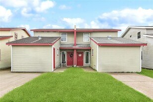 3617 Jupiter Dr in Chalmette, LA - Building Photo