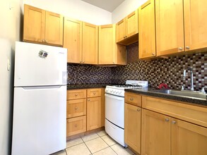 928 Amsterdam Ave-Unit -1 in New York, NY - Building Photo - Building Photo