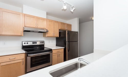 Metro Village Apartments in Washington, DC - Building Photo - Building Photo