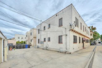 449 N Spaulding Ave in Los Angeles, CA - Building Photo - Building Photo