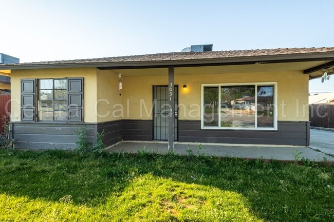 3029-3031 Horace Mann Ave in Bakersfield, CA - Building Photo - Building Photo