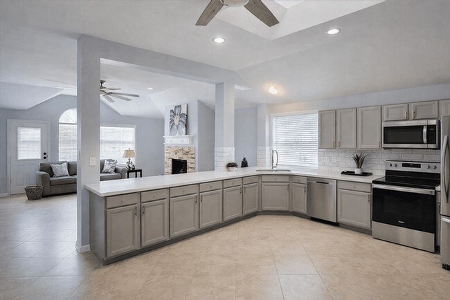 1803 W Welsford Dr in Spring, TX - Building Photo - Building Photo