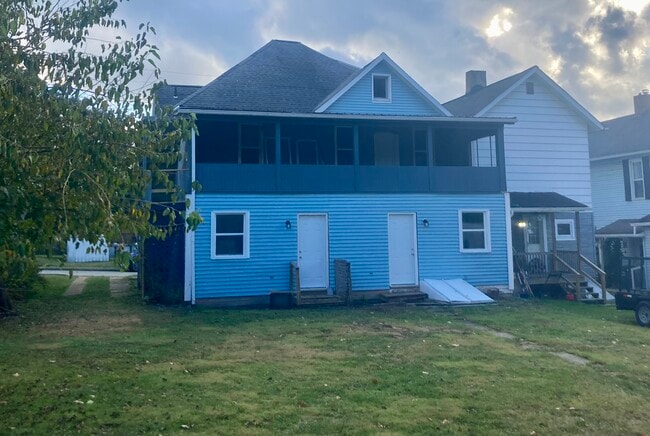 216 W Vincent St, Unit 216C