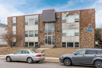 3530 18th Avenue in Minneapolis, MN - Building Photo - Building Photo