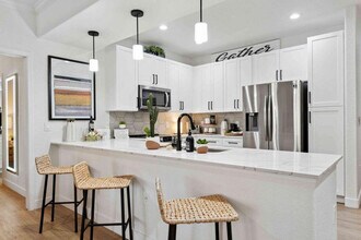800 W Willis Rd in Chandler, AZ - Building Photo - Building Photo