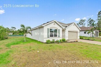 2575 Longworthy Rd in North Port, FL - Building Photo - Building Photo
