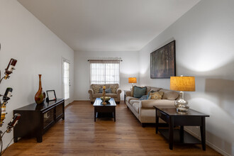 Sunrise Bluffs in Austin, TX - Building Photo - Interior Photo