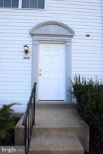 6605 Briarleigh Way in Alexandria, VA - Building Photo - Building Photo