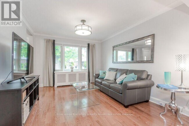 96 Albert Ave in Toronto, ON - Building Photo - Building Photo