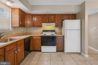 1694 Secretariat Dr in Annapolis, MD - Building Photo - Building Photo