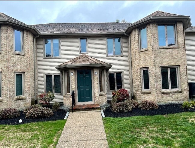 108 Norton Ave in Easton, MA - Building Photo - Building Photo