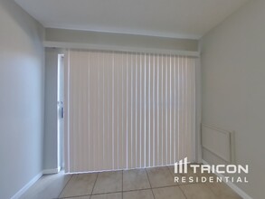 6807 Enns Ln in Spring, TX - Building Photo - Building Photo