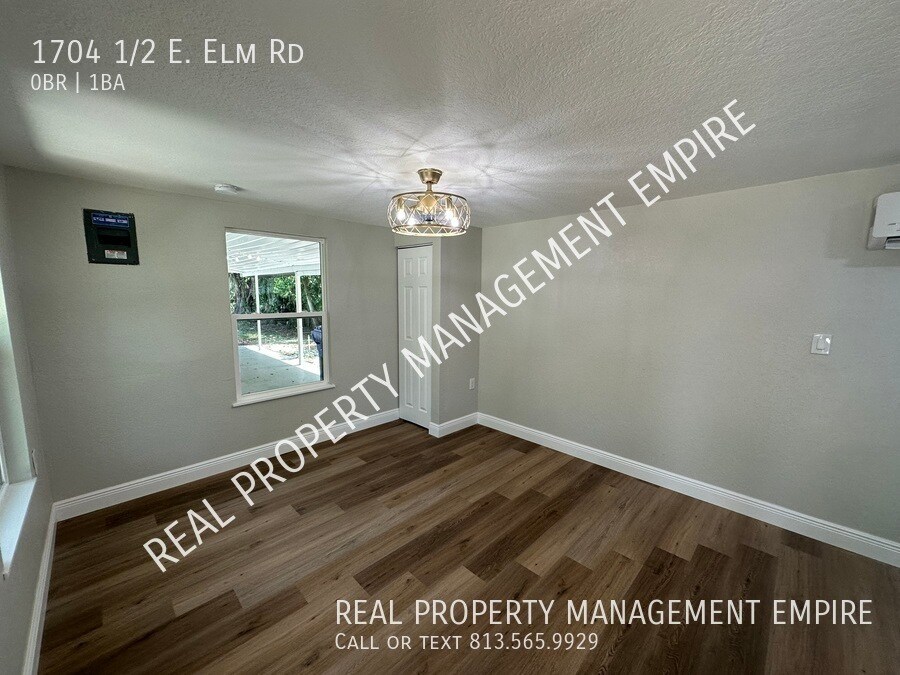 1704 E Elm Rd in Lakeland, FL - Building Photo