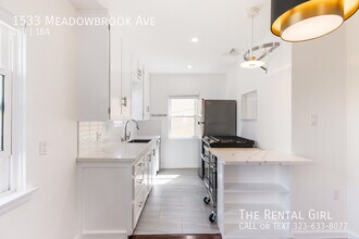1533 Meadowbrook Ave in Los Angeles, CA - Building Photo - Building Photo