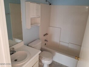 3701 Burnham Way in Panama City, FL - Building Photo - Building Photo