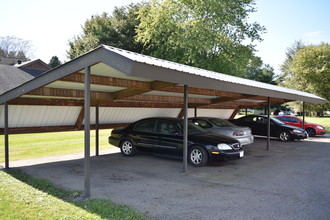 Dickerson Street Apartments in Newark, OH - Building Photo - Other