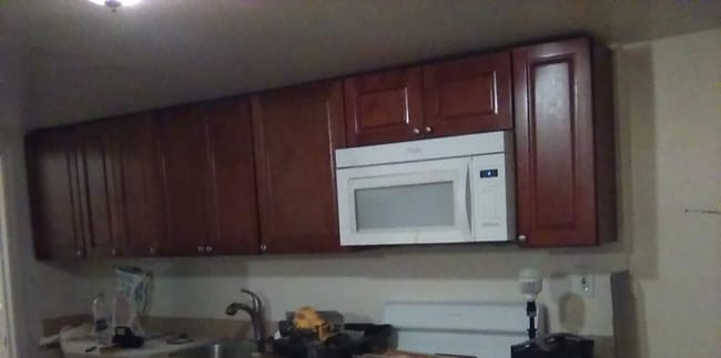 132 Heald St in Carteret, NJ - Foto de edificio - Building Photo