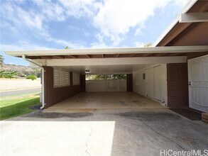 592 Poipu Dr in Honolulu, HI - Building Photo - Building Photo