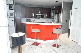 4849 NW 108th Path in Doral, FL - Building Photo - Building Photo