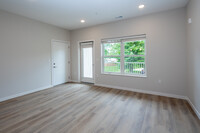 Southwood Crossing in Champaign, IL - Building Photo - Interior Photo