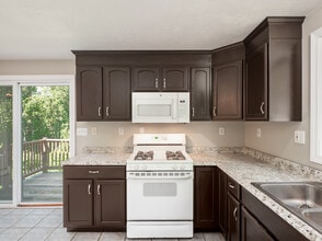 90A Loxwood St in Worcester, MA - Building Photo - Building Photo