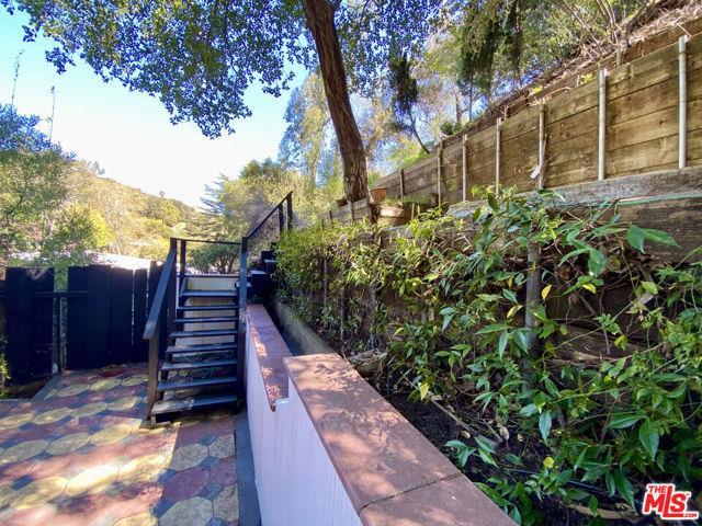 property at 8570 Wonderland Ave