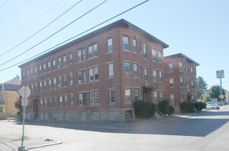 18-20 Daisy St in Lawrence, MA - Building Photo - Building Photo